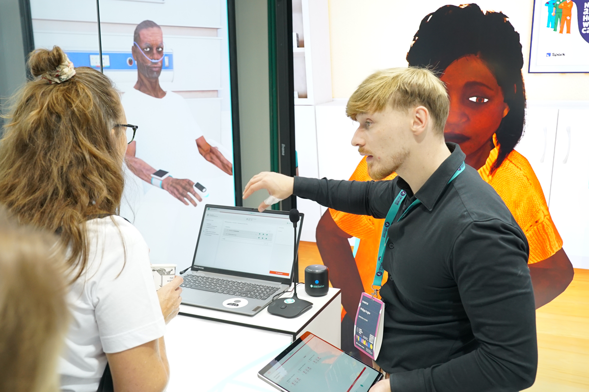 Healthcare simulation training with AI-powered virtual patients on screen